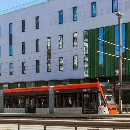 Moderne Og Sentral Leilighet Med Terrasse! *
